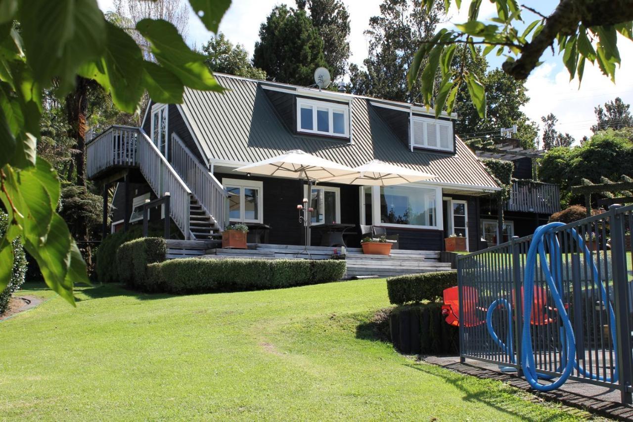 Brenton Lodge Whangamata Esterno foto