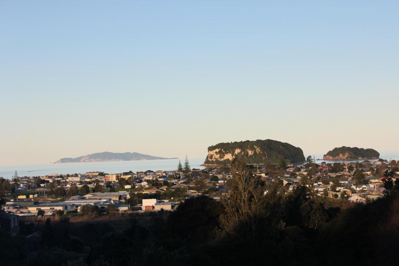 Brenton Lodge Whangamata Esterno foto
